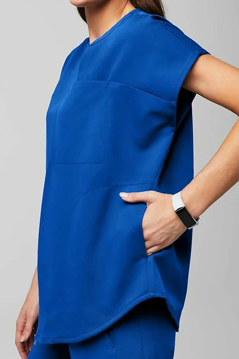 3-Pocket Scrub Top